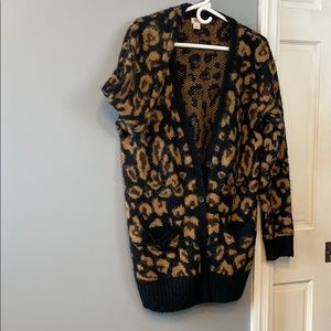 Fuzzy leopard cardi